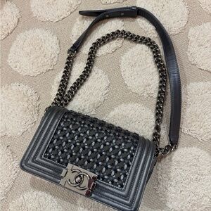 CHANEL Black and Gray Shoulder Bag